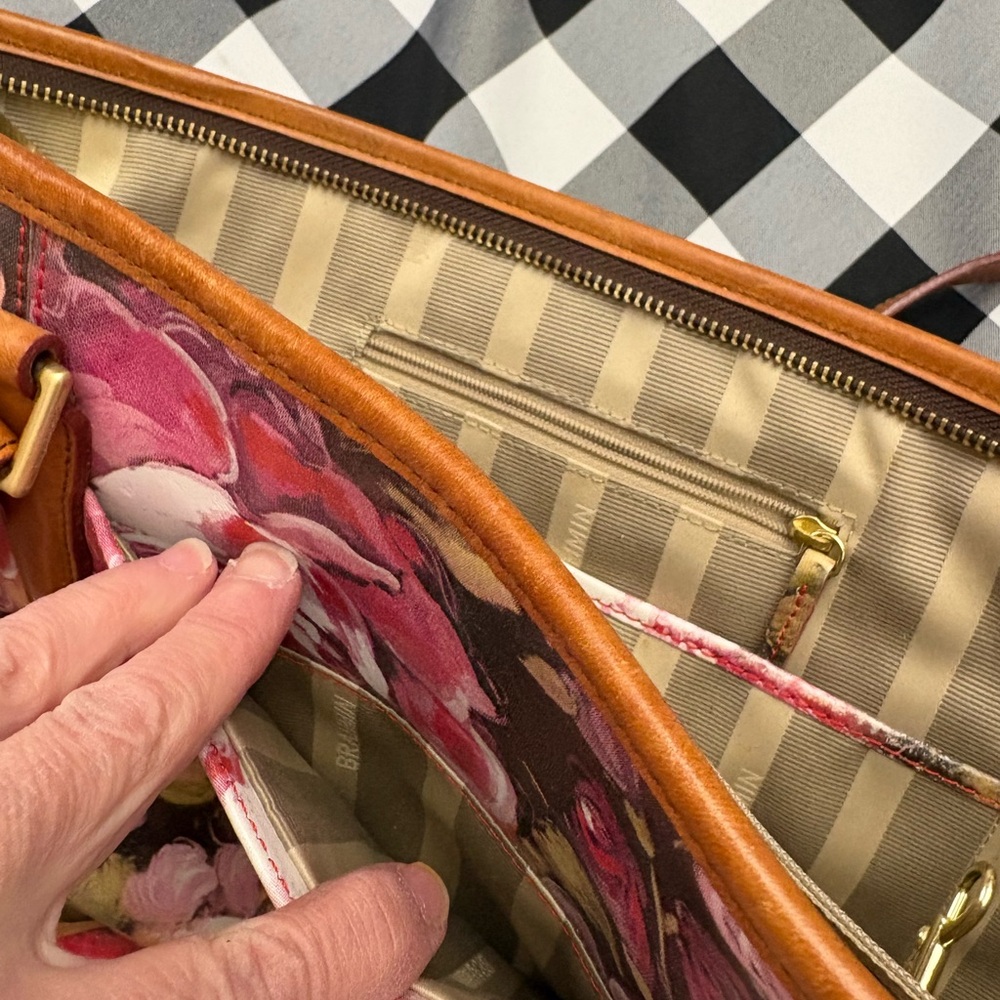 Brahmin leather Asher pink Hemingway pattern tote lightly used. - Picture 9 of 16